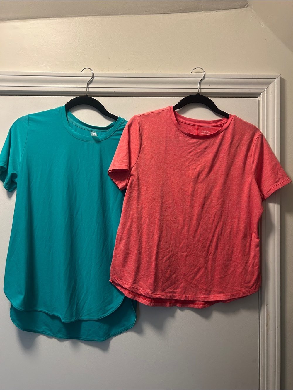 Casual Crewneck Tees - Teal & Coral